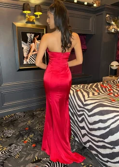 Delilah Ruched Corset Satin Gown - Red|DressMeZee Fashion